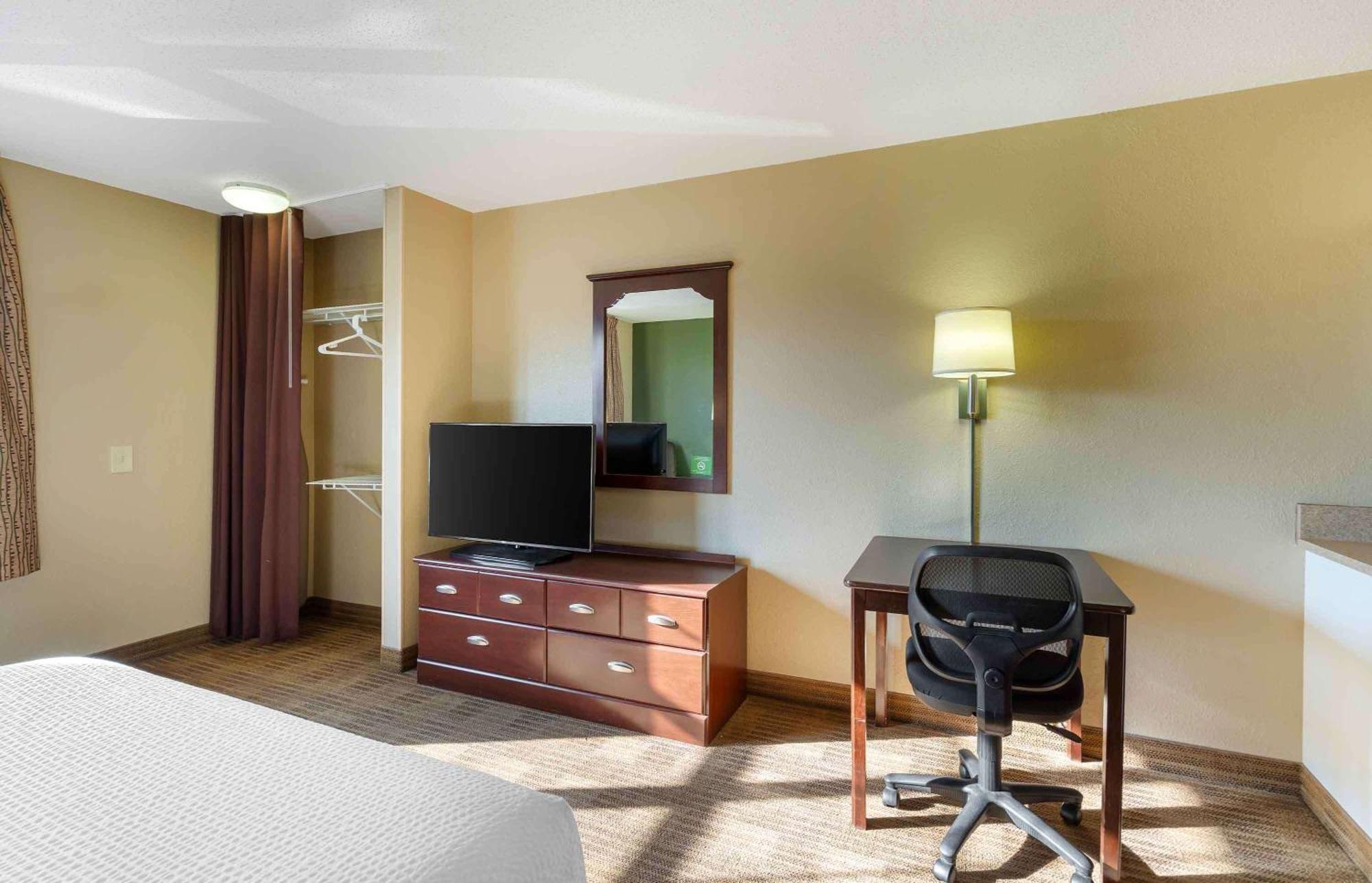Extended Stay America Suites - Chicago - Vernon Hills - Lake Forest Exterior foto